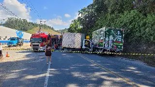 (VÍDEO) Colisão entre caminhões: vítima relata como ocorreu